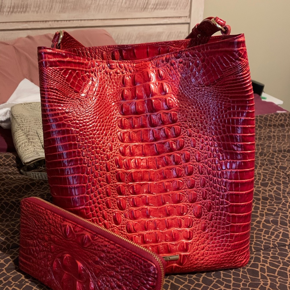Brahmin Large Amelia & Skyler Wallet